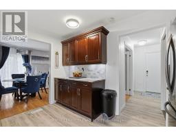 18 TUMBLEWEED CRESCENT - 17