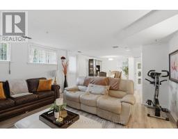 18 TUMBLEWEED CRESCENT - 29