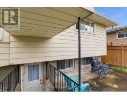 18 TUMBLEWEED CRESCENT - 41