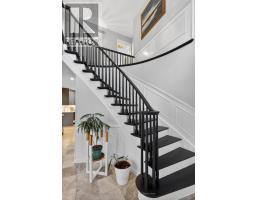 22 PINEGROVE CRESCENT - 3