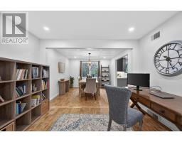 22 PINEGROVE CRESCENT - 7