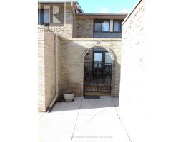 33 - 474 SOUTHDALE ROAD E - 39