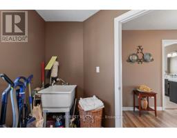 332 ERIE STREET - 28