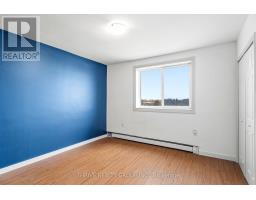 708 - 583 MORNINGTON AVENUE - 11