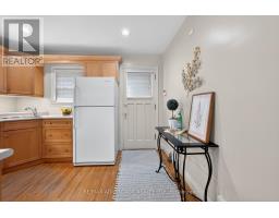 127 FOSTER AVENUE - 22