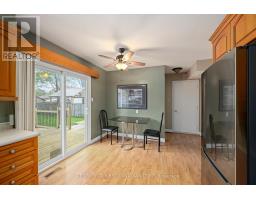 19 CLARA CRESCENT - 12