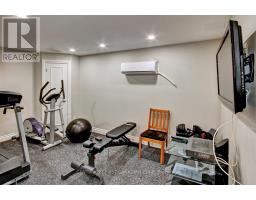 811 CLEARVIEW CRESCENT - 28