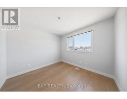 204 MERRITT COURT - 18