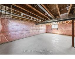 204 MERRITT COURT - 35