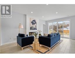 25 HARBOUR WAY - 15