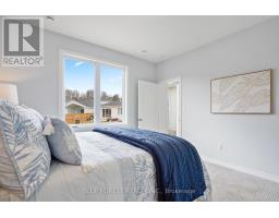 25 HARBOUR WAY - 24