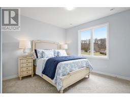 25 HARBOUR WAY - 27