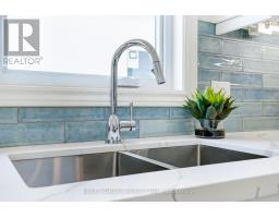 25 HARBOUR WAY - 7