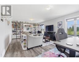 215 LEITCH STREET - 19
