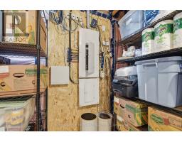 215 LEITCH STREET - 35