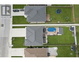 215 LEITCH STREET - 37