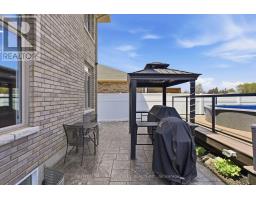 215 LEITCH STREET - 41