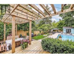 931 WATERLOO STREET - 36