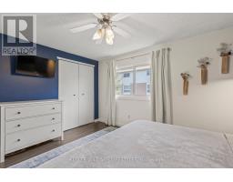 40 - 110 DEVERON CRESCENT - 18