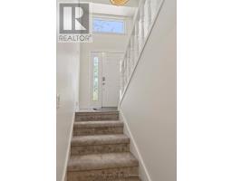 40 - 110 DEVERON CRESCENT - 2