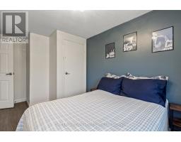 40 - 110 DEVERON CRESCENT - 21