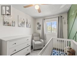 40 - 110 DEVERON CRESCENT - 24