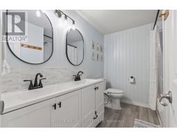 40 - 110 DEVERON CRESCENT - 26