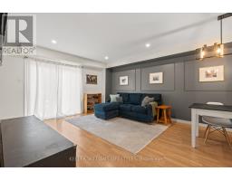 40 - 110 DEVERON CRESCENT - 5