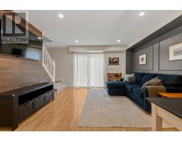 40 - 110 DEVERON CRESCENT - 6