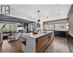 45 BLACKBURN CRESCENT - 10