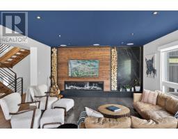 45 BLACKBURN CRESCENT - 16