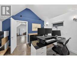 45 BLACKBURN CRESCENT - 25