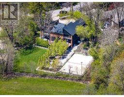 45 BLACKBURN CRESCENT - 48