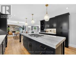8 TALLWOOD CIRCLE - 12
