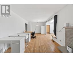 38 WYCHWOOD PARK - 23
