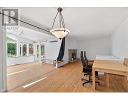 38 WYCHWOOD PARK - 24
