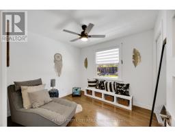 27 BARTLETT CRESCENT - 26