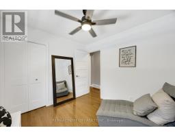27 BARTLETT CRESCENT - 27