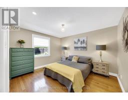 27 BARTLETT CRESCENT - 31