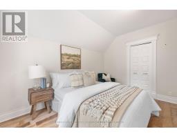 28 RENWICK AVENUE - 26