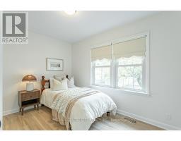 165 ELLSWORTH CRESCENT - 17