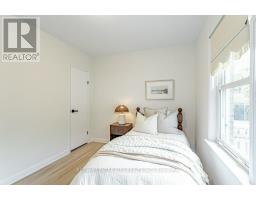165 ELLSWORTH CRESCENT - 18