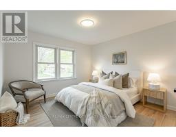 165 ELLSWORTH CRESCENT - 19