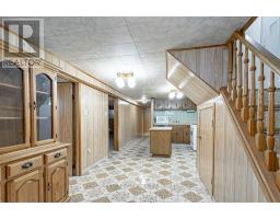 165 ELLSWORTH CRESCENT - 26