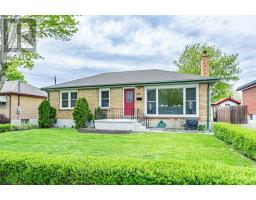 165 ELLSWORTH CRESCENT - 3
