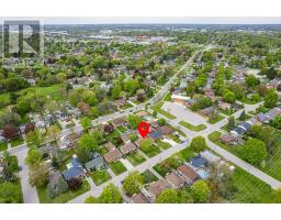 165 ELLSWORTH CRESCENT - 45