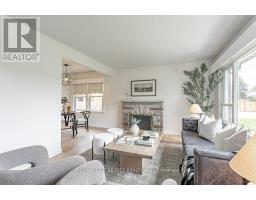 165 ELLSWORTH CRESCENT - 7