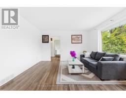 11 KENWOOD CRESCENT - 15