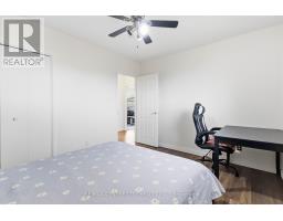11 KENWOOD CRESCENT - 21