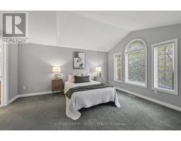 55 HERITAGE DRIVE - 14